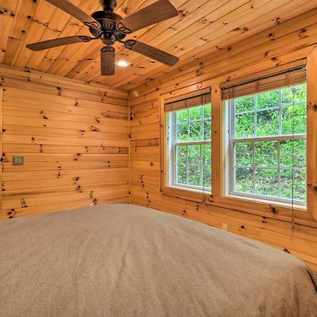 Cozy Boone Cabin With Deck Close To Downtown! Extérieur photo